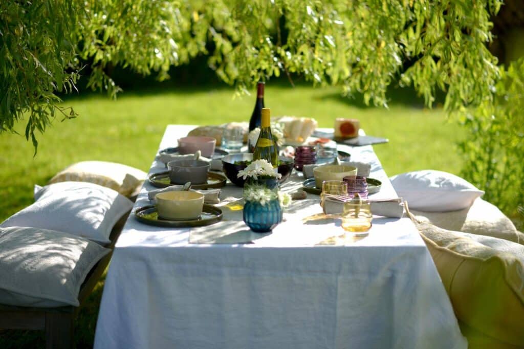 Alfresco Dining