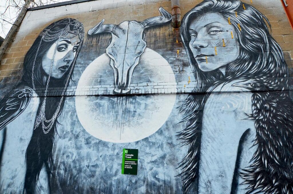 Women Street Art 